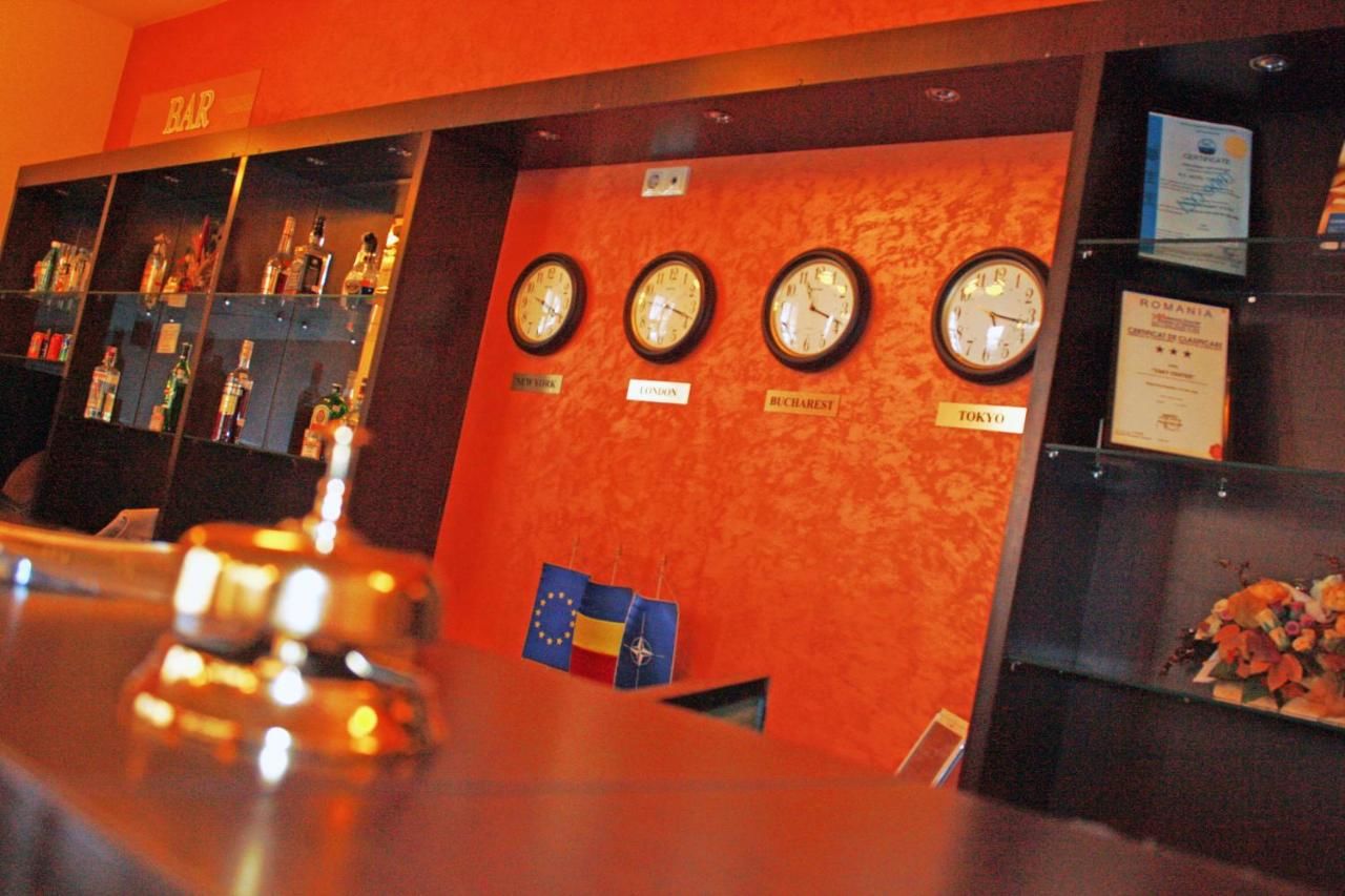 Отель Hotel Yaky Center Питешти-22