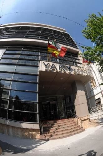 Отель Hotel Yaky Center Питешти-11